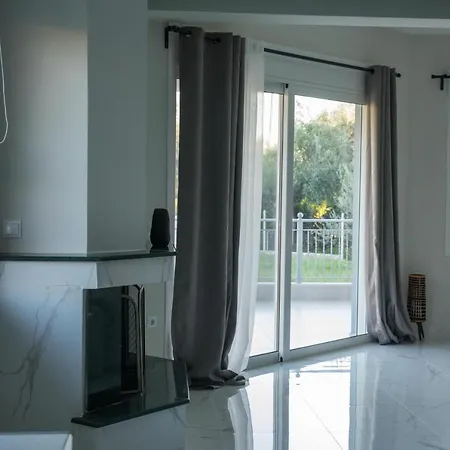 Nature & Luxury Kalamata Exterior photo